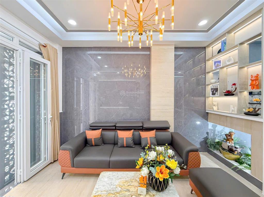 Siêu đẹp phường tân hưng hiếm có nhà 4 phòng ngủ mà chỉ hơn 6 đồng đầy đủ nội thất chỉ vào ở