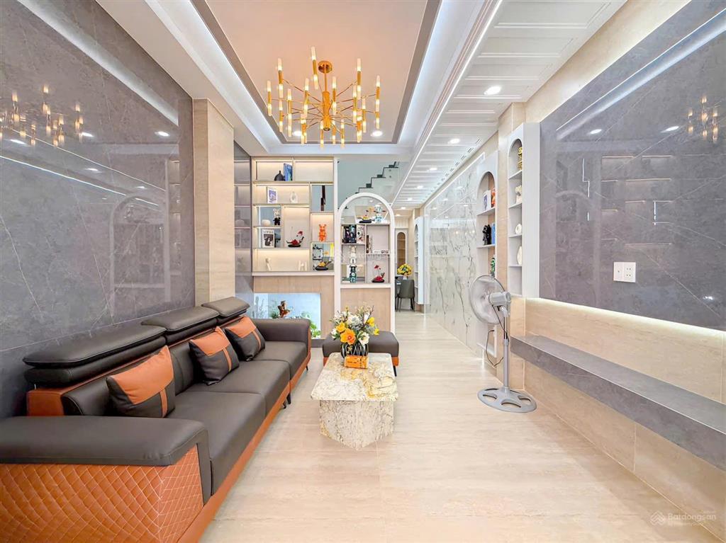 Siêu đẹp phường tân hưng hiếm có nhà 4 phòng ngủ mà chỉ hơn 6 đồng đầy đủ nội thất chỉ vào ở