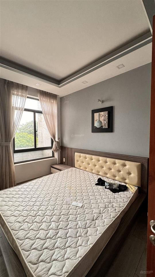 Nhà phố 4 tầng đường 20m có thể vừa ở vừa làm cty diện tích 5x18 giá tốt nhất khu chỉ 14t5
