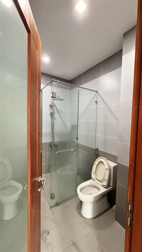 Nhà phố 4 tầng đường 20m có thể vừa ở vừa làm cty diện tích 5x18 giá tốt nhất khu chỉ 14t5