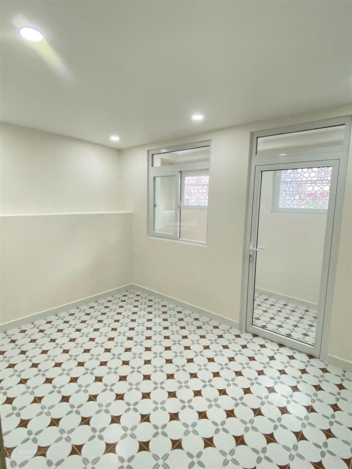 Mặt tiền kinh doanh 3 lầu đông đúc tiện mua bán kinh doanh hay cho thuê giá mềm