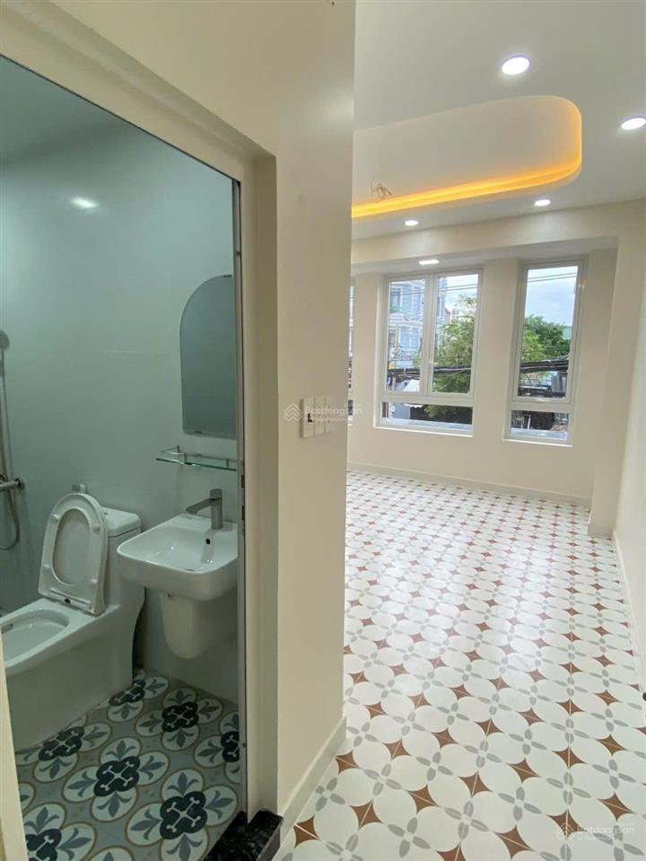 Mặt tiền kinh doanh 3 lầu đông đúc tiện mua bán kinh doanh hay cho thuê giá mềm
