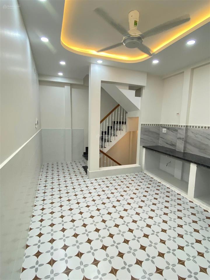 Mặt tiền kinh doanh 3 lầu đông đúc tiện mua bán kinh doanh hay cho thuê giá mềm