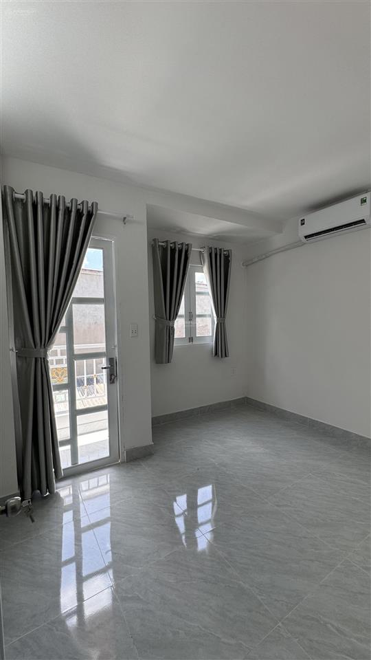 Bán nhà mới 1 trệt 1 lầu ngang 3,5m tặng hết nội thất hẻm 2174 huỳnh tấn phát