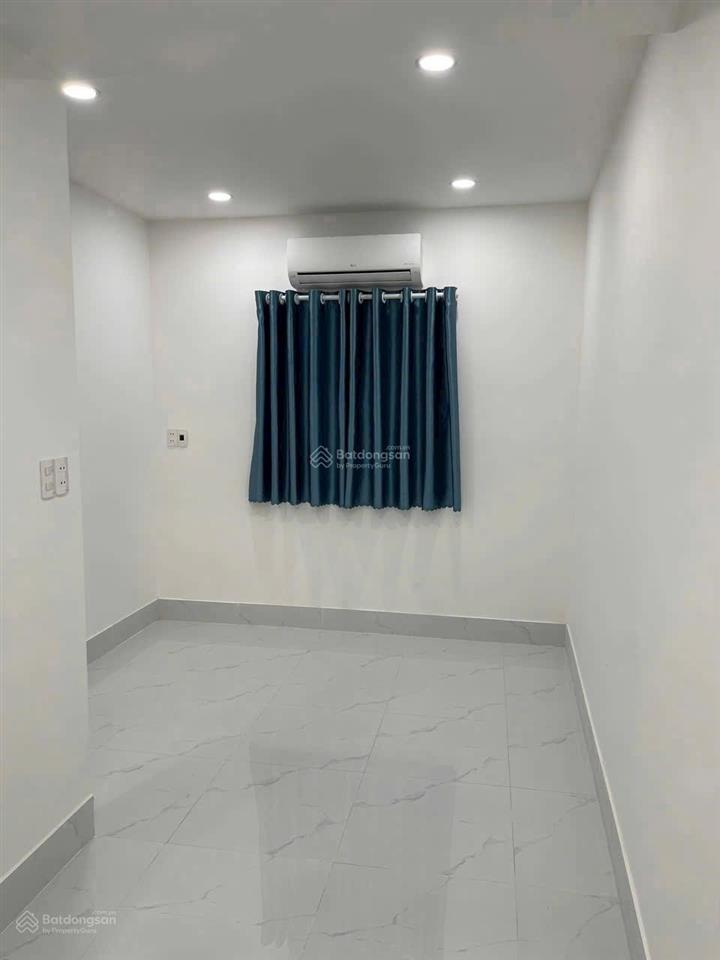 Bán nhà mới 1 trệt 1 lầu ngang 3,5m tặng hết nội thất hẻm 2174 huỳnh tấn phát