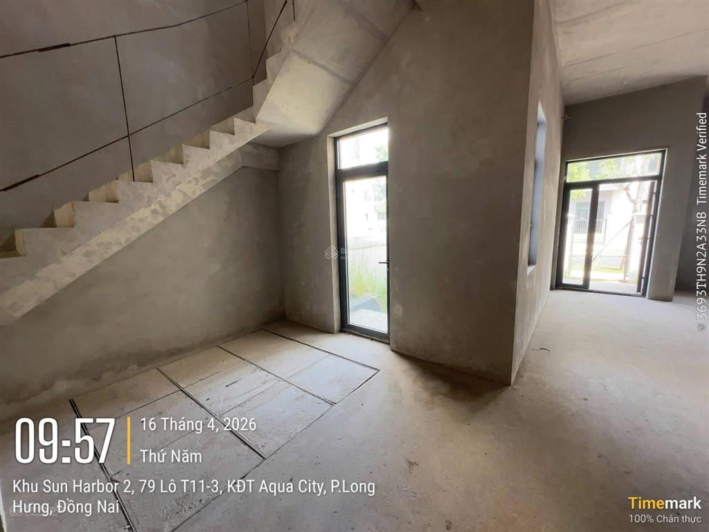 Chính chủ cắt lỗ 6x20m, thanh toán 3 tỷ rẻ nhất phân khu elite 2  aqua city