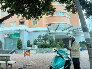 Nhượng lại shop tại tầng 1 chung cư ct2b nghĩa đô, diện tích 72m2