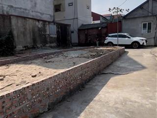 Lô góc siêu thoáng 3 mặt ô tô ngủ trong đất