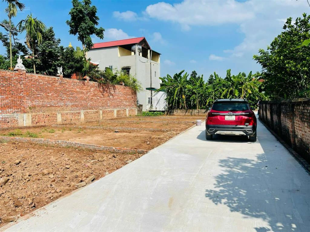 Đất nền phân lô full thổ cư vị trí đẹp, ngay chân cầu vđ4