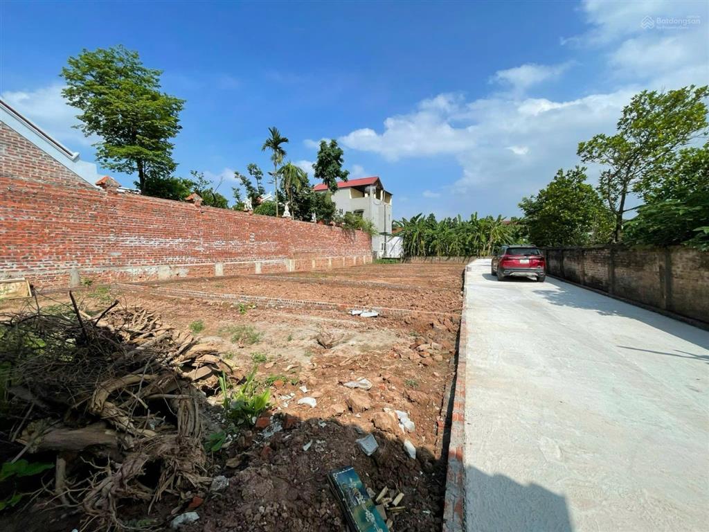 Đất nền phân lô full thổ cư vị trí đẹp, ngay chân cầu vđ4