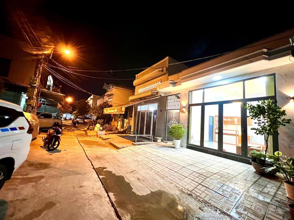 Bán nhà 90m đã hoàn công hòn rớ 1 gần biển và dự án sungroup lvcc nhà này