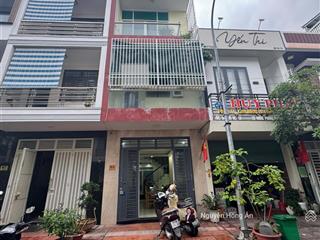 Hàng hiếm! nhà 3 tầng kđt lê hồng phong 2 dt 64m2, nội thất hiện đại, giá 7,99 tỷ có sổ hồng