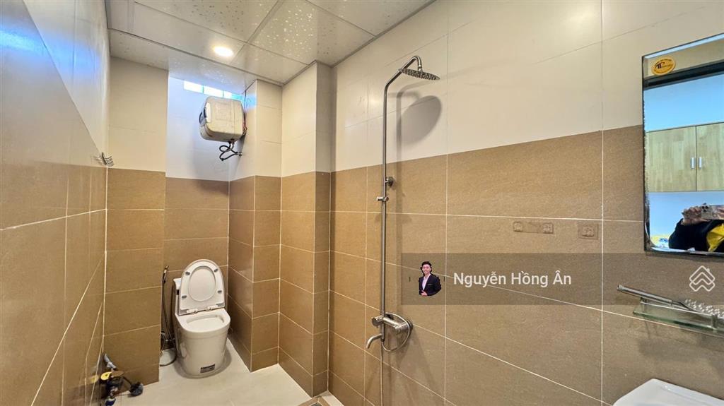 Bán tòa căn hộ 7 tầng dòng tiền 25tr/tháng, cách biển 1km, vị trí cực đẹp, có thang máy, 9 tỷ tl