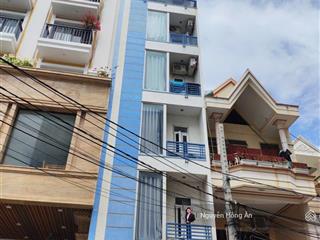 Bán khách sạn 20 phòng ngay biển trần phú, 6 tầng, đường 12m, full nội thất, tiện ích đầy đủ, 25ty