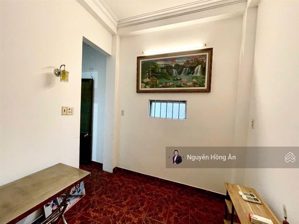 Bán nhà 4 tầng mặt tiền đường tô hiệu  trần phú  nha trang hiếm có  cách biển 250m  chỉ 8,5 tỷ