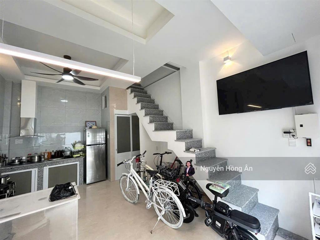 Duy nhất 1 căn giá rẻ khu phố tây hẻm ô tô, cách biển 400m, để lại toàn bộ nội thất, giá 4,4 tỷ