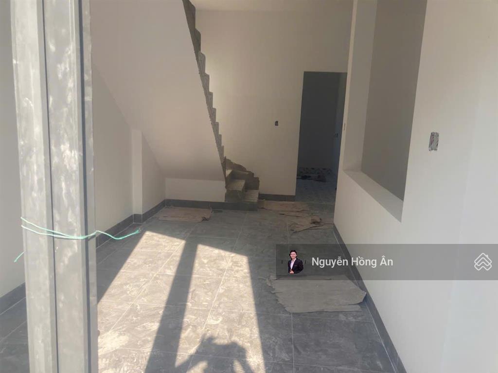 Bán nhà 3 tầng mặt tiền đường phong châu, phước đồng dt 59,1m2, nhà mới, tiện ích đầy đủ, giá 5,5tỷ