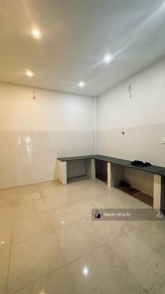 Bán tòa căn hộ 7 tầng mặt tiền lê văn huân, có thang máy, cách biển 600m, dt 115m2, view đẹp, 17 tỷ