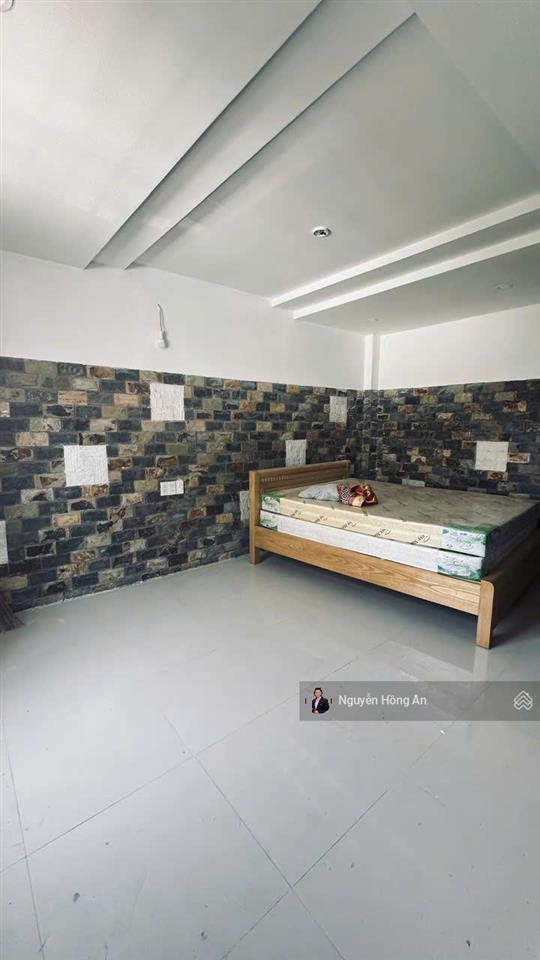 Bán tòa căn hộ 7 tầng mặt tiền lê văn huân, có thang máy, cách biển 600m, dt 115m2, view đẹp, 17 tỷ