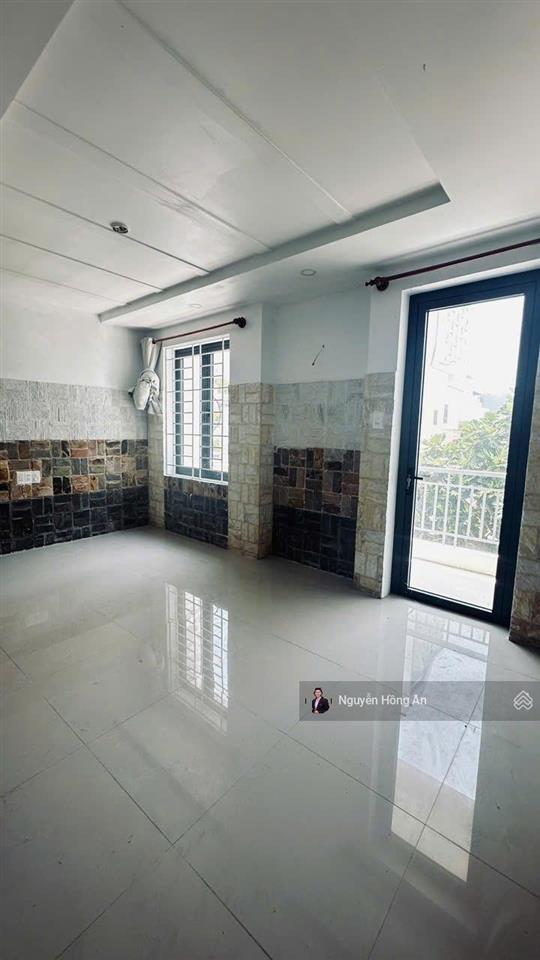 Bán tòa căn hộ 7 tầng mặt tiền lê văn huân, có thang máy, cách biển 600m, dt 115m2, view đẹp, 17 tỷ