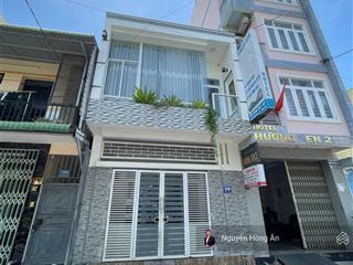 Bán đất tặng nhà 2 tầng khu at đối diện công viên 100m2, ngang 5m, đường nhựa, gần biển, chỉ 6,8 tỷ
