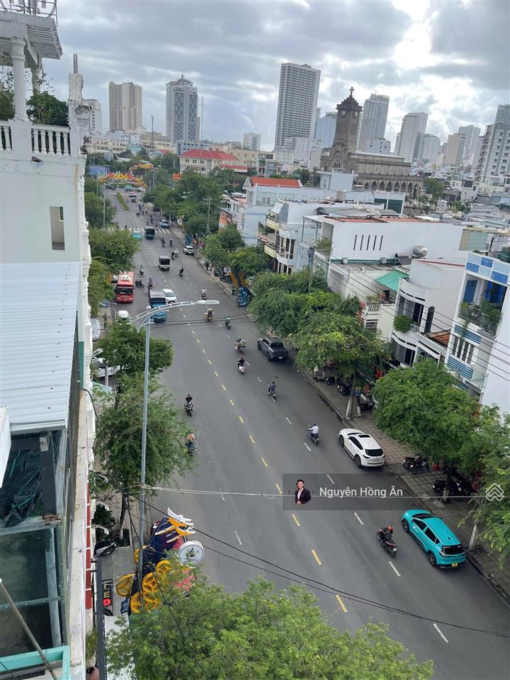 Bán nhà 5 tầng căn góc 3 mặt tiền thái nguyên dt 52,3m2, vị trí đắc địa kinh doanh, gần biển, 17 tỷ