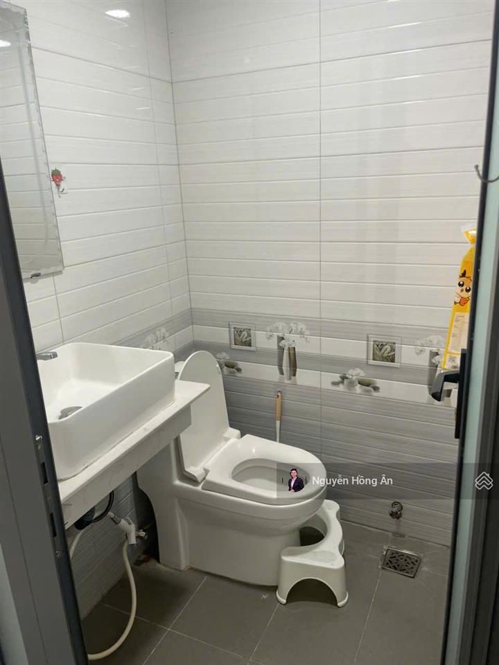Hạ giá bán nhanh nhà 3 tầng kđt vcn phước long dt 60m2, kdc văn minh, sẵn sổ, giá 7 tỷ có tl
