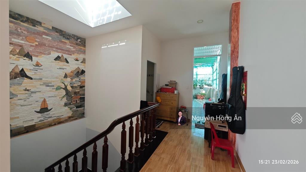 Chủ giảm 150tr bán nhanh nhà đẹp 3 tầng view thấy biển dt 117m2, đường oto 4,9m, sẵn sổ, giá 8 tỷ