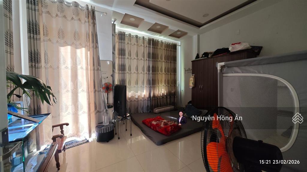 Chủ giảm 150tr bán nhanh nhà đẹp 3 tầng view thấy biển dt 117m2, đường oto 4,9m, sẵn sổ, giá 8 tỷ