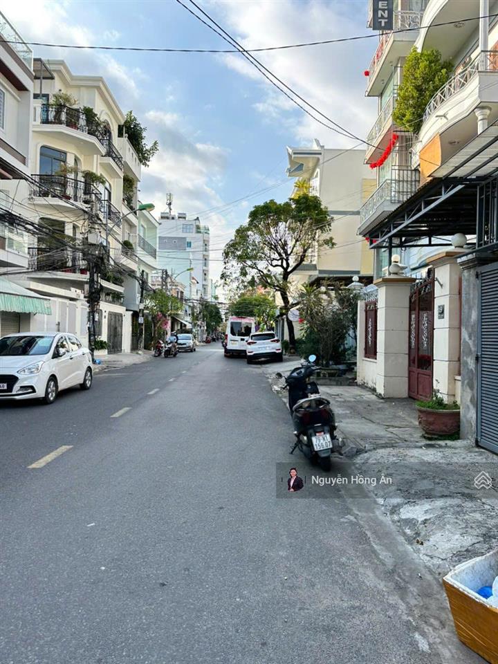 Bán nhà 3 tầng mặt tiền đường mê linh dt 92,2m2 vị trí đẹp, kinh doanh sầm uất, gần biển, 12,5 tỷ