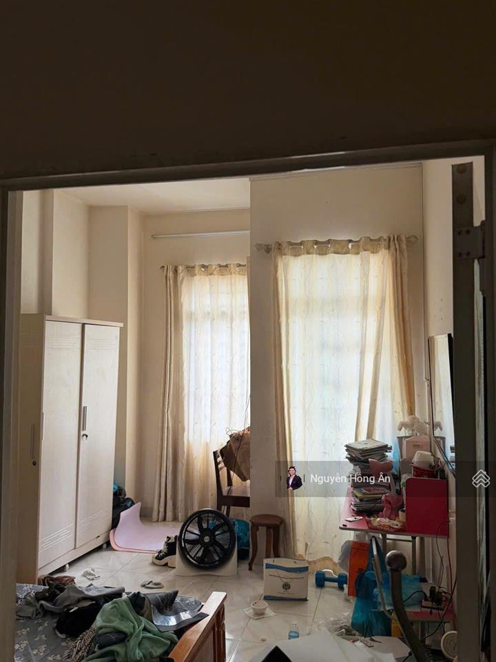 Bán nhà 3 tầng mặt tiền đường mê linh dt 92,2m2 vị trí đẹp, kinh doanh sầm uất, gần biển, 12,5 tỷ