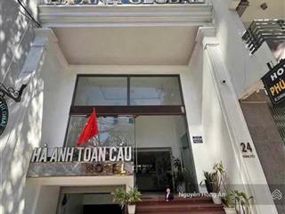 Bán khách sạn 6 tầng đường hoàng diệu 140,2m2, đang có dòng tiền 50tr/tháng, cách biển 300m, 35 tỷ