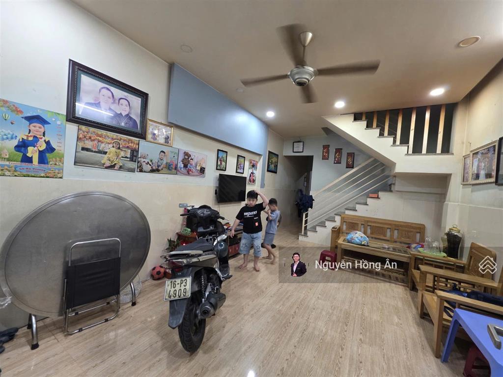 Bán nhà 2 tầng mặt tiền phùng thế tài vcn phước hải dt 58,24m2, tiện ích đầy đủ, sẵn sổ, 7,5 tỷ tl