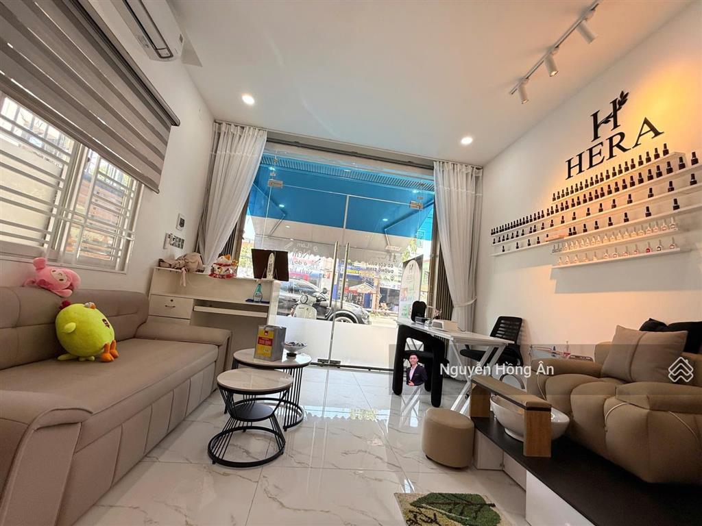 Bán nhà phố 4 tầng 2 mặt tiền trung tâm nha trang đẹp như villa, dòng tiền 30tr/tháng, chỉ 13,9 tỷ