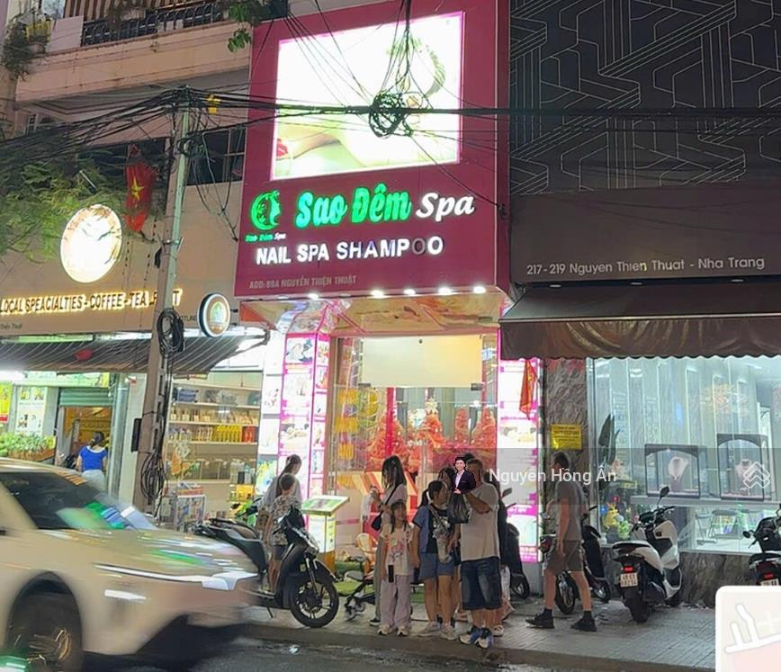 Bán nhà mặt phố 6 tầng đường nguyễn thiện thuật cách biển 300m, đang có dòng tiền thuê, giá 14tỷ tl
