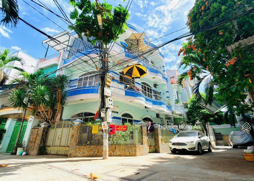 Hạ giá bán nhanh nhà 3 tầng góc 2 mặt tiền đường cao bá quát, ngang 6m cực hiếm, sẵn sổ, giá 7,55tỷ