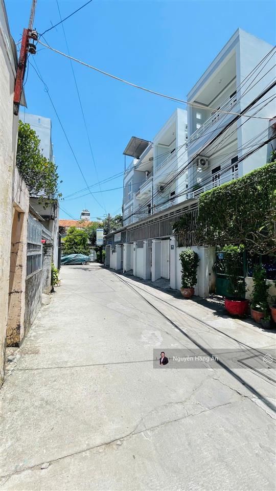 Bán nhà 3 tầng gần biển bắc nha trang dt 112m2, khu quân đội an ninh, sẵn dòng tiền 30tr/th, 12,8tỷ