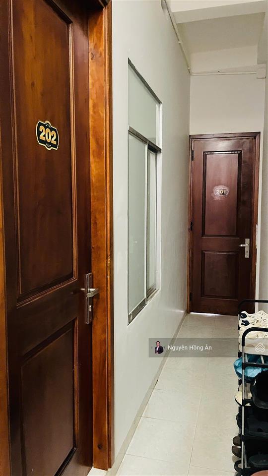 Bán nhà 3 tầng gần biển bắc nha trang dt 112m2, khu quân đội an ninh, sẵn dòng tiền 30tr/th, 12,8tỷ