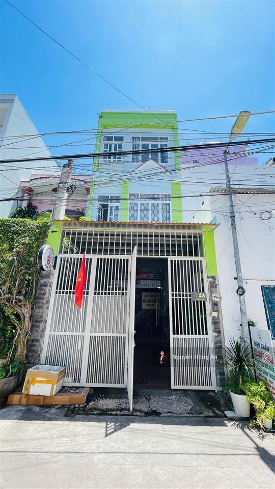 Bán nhà 3 tầng gần biển bắc nha trang dt 112m2, khu quân đội an ninh, sẵn dòng tiền 30tr/th, 12,8tỷ