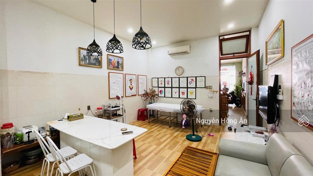 Bán nhà 3 tầng gần biển bắc nha trang dt 112m2, khu quân đội an ninh, sẵn dòng tiền 30tr/th, 12,8tỷ