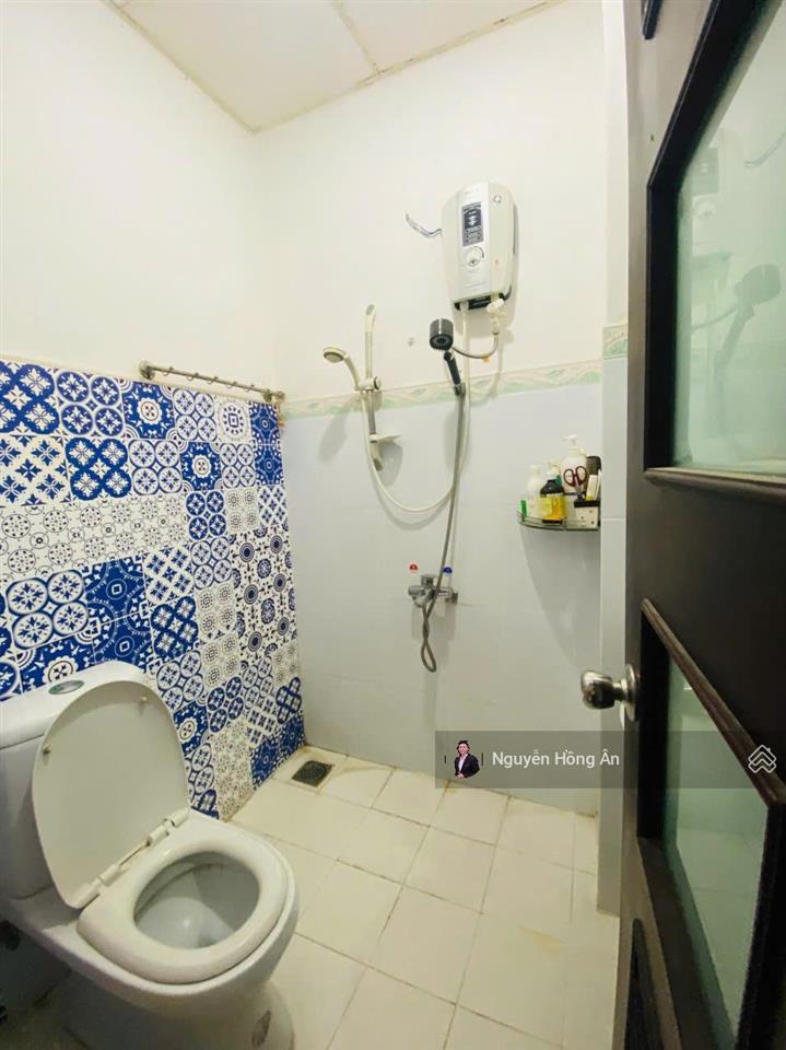 Bán nhà 4 tầng bắc nha trang cách biển 100m dt 50,4m2, có nội thất, tiện ích đầy đủ, 6,5 tỷ