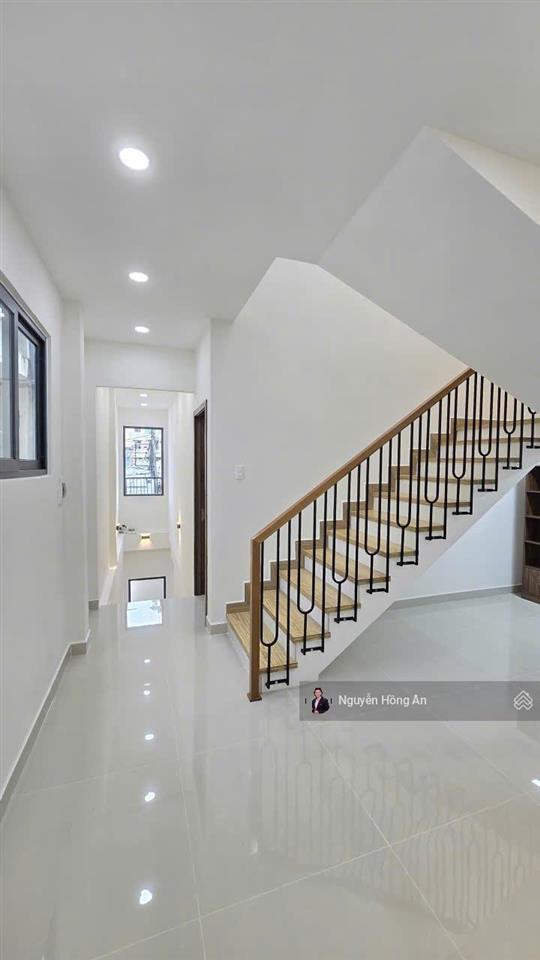 Siêu phẩm nhà đẹp 3 tầng mặt tiền đường đồng nai  dt 80,7m2  full nội thất  giá 11,9 tỷ có tl