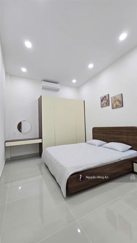 Siêu phẩm nhà đẹp 3 tầng mặt tiền đường đồng nai  dt 80,7m2  full nội thất  giá 11,9 tỷ có tl