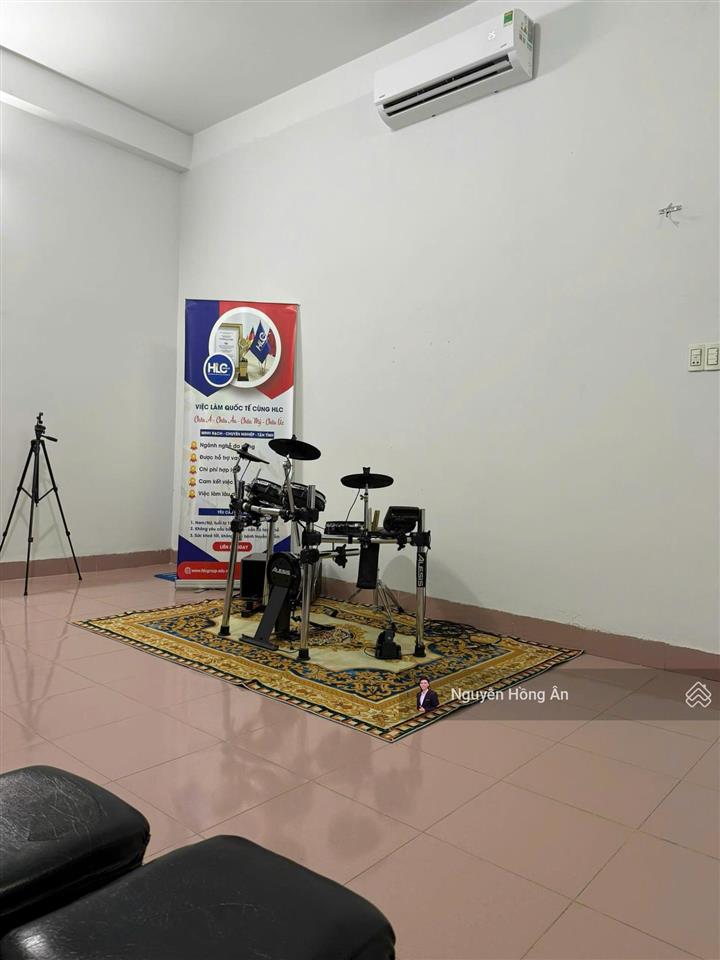 Bán nhà mặt tiền 23/10 ngay nút giao thông ngọc hội, dòng tiền 20tr/th, ngang 6m đẹp, giá rẻ 7,3 tỷ