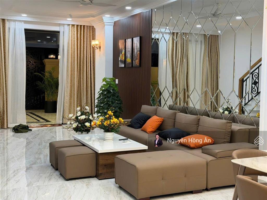 Bán nhà đẹp 3 tầng tân cổ điển mặt tiền đường 13m kđt hà quang 2, gần sông, giá tốt chỉ 10,5 tỷ