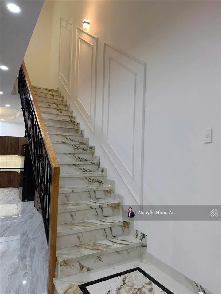 Bán nhà đẹp 3 tầng tân cổ điển mặt tiền đường 13m kđt hà quang 2, gần sông, giá tốt chỉ 10,5 tỷ