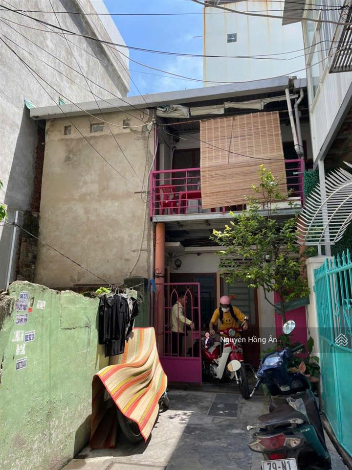 Bán nhà cấp 4 hẻm nguyễn thiện thuật 97,7m2 có 6 phòng cho thuê 9tr/tháng, gần biển, giá 9,7 tỷ tl