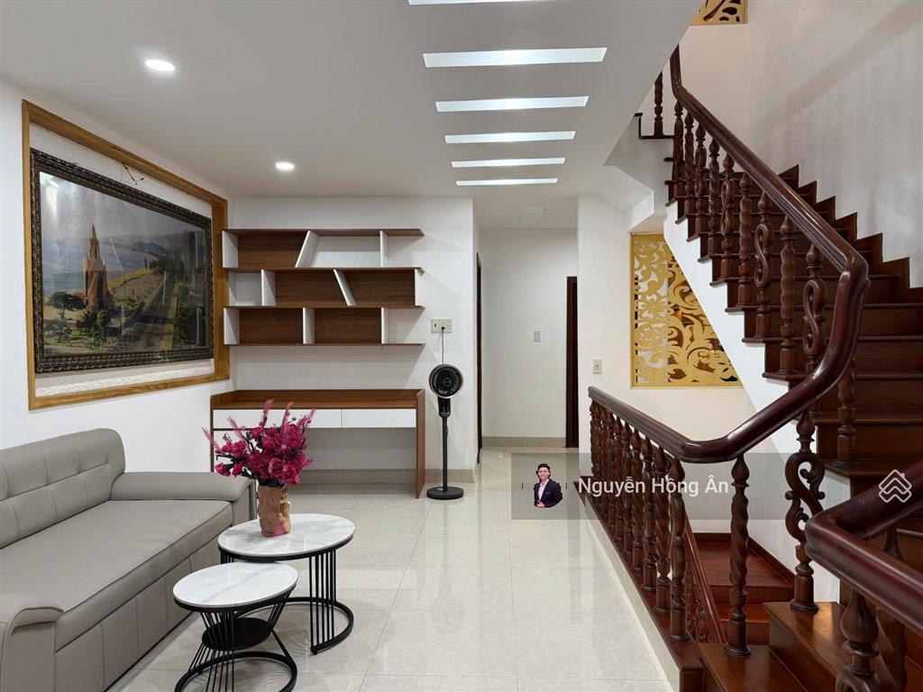 Bán nhà đẹp 4 tầng mới tinh phước long dt 102,5m2, full nội thất, dòng tiền 35tr/tháng, giá 11,5 tỷ
