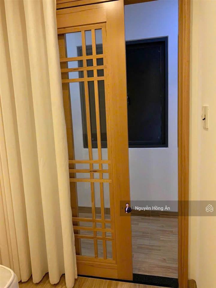 Cần bán nhanh tòa căn hộ 6 tầng hẻm hoàng diệu dt 103,9m2, gần biển, dòng tiền 45tr/tháng, 12,9 tỷ