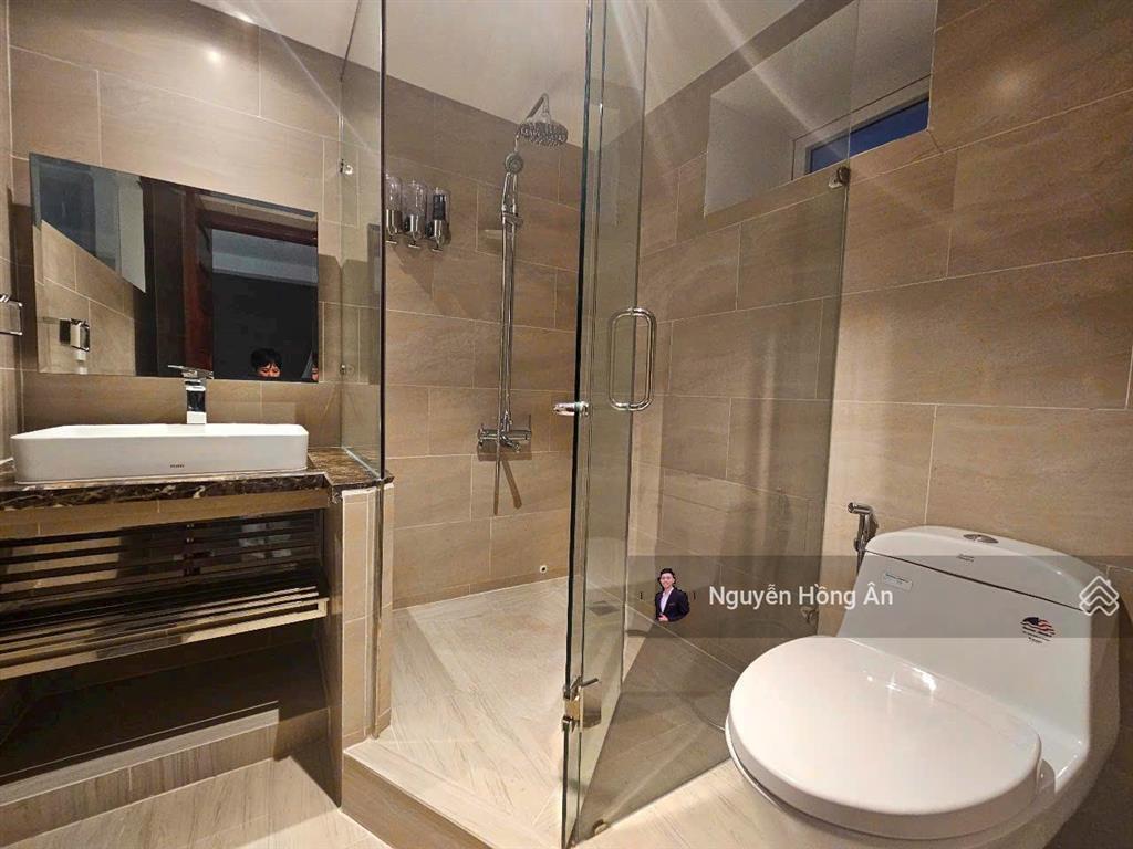 Bán biệt thự 3 tầng vị trí vip  trực diện biển nha trang kđt an viên nha trang  300 tỷ